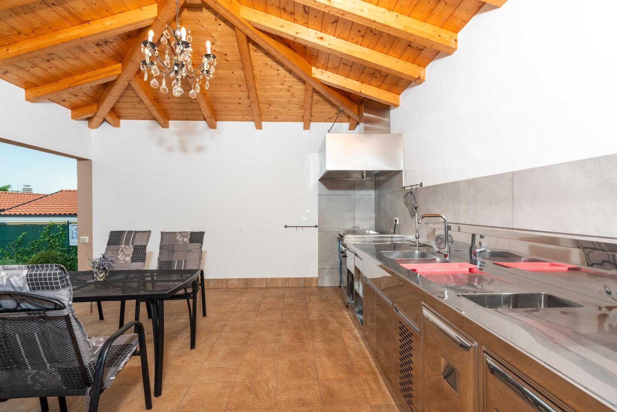 Villa Buroli With Pool, Sauna And Jacuzzi Exterior foto